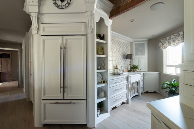 Kitchen by Wendy Glaister Interiors