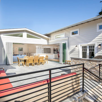Walls Disappear Creating an Indoor/Outdoor Lifestyle with Zero Corner Bifolds