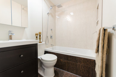 Bathroom - transitional bathroom idea in Montreal