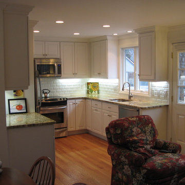 West Hartford Small But Functional Kitchen
