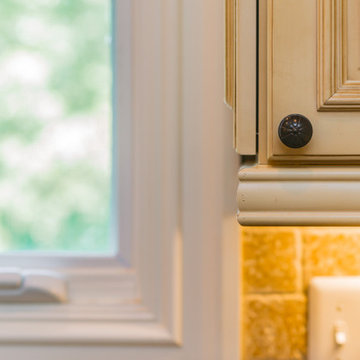 White Cream Elegant Kitchen Cabinets