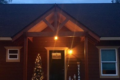 Home design - traditional home design idea in Seattle