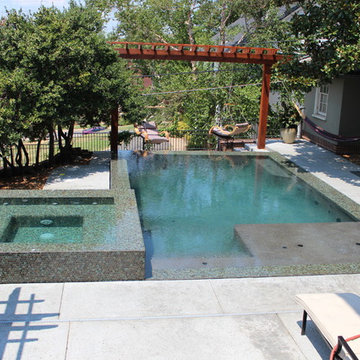 Perimeter Overflow Pool