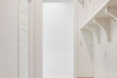 Example of an entryway design in New Orleans