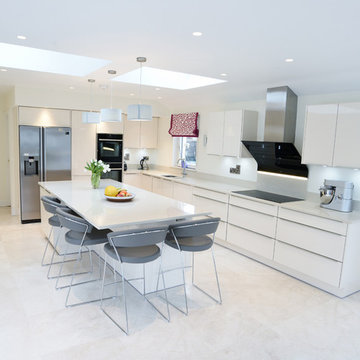 Contemporary High Gloss