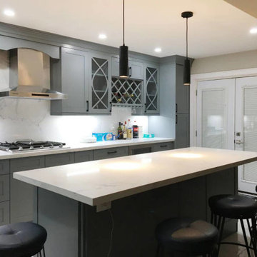 Modern Traditional Kitchen