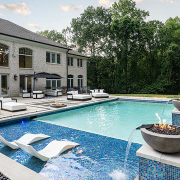 Resort-Style Pool with Tanning Ledge