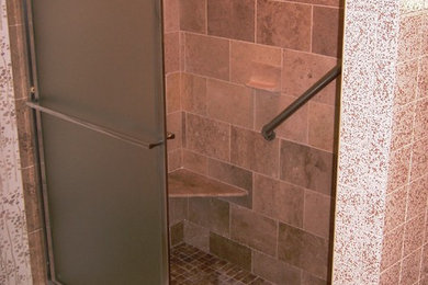 Bathroom - traditional bathroom idea in Detroit