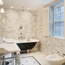 Upstairs Carrick Bathroom