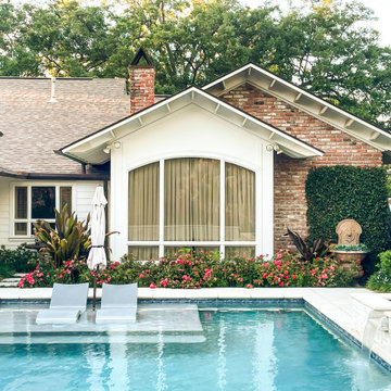 Bailey Pool Cabana