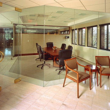 Frameless Office & Conference Rooms