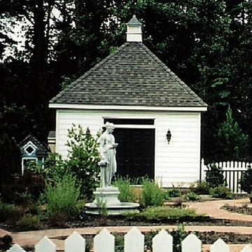 Colonial Garden