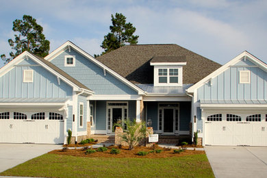Elegant exterior home photo in Wilmington