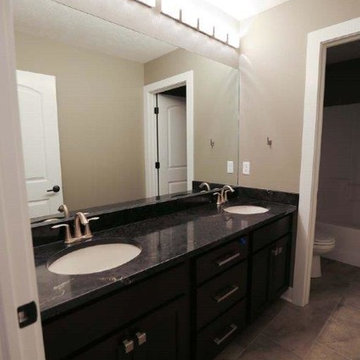 Jackson 2-story with Loft 2,706 sf