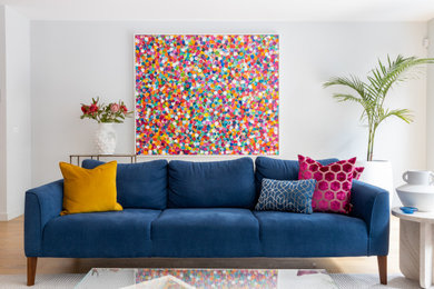 Living room photo in Melbourne