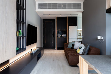 Photo of a contemporary living room in Hong Kong.
