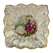 DECORATIVE PLATES (foyer)