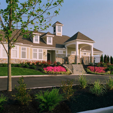 Cincinnati: Majors at Shaker Run Clubhouse