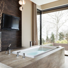 Bath tub surround