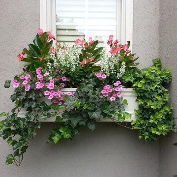 Spring Flower Gardens from Scenic Design Group from 2014