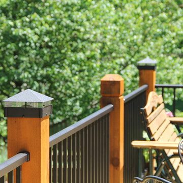 Dellere - Deck lighting using low voltage lighted post caps.