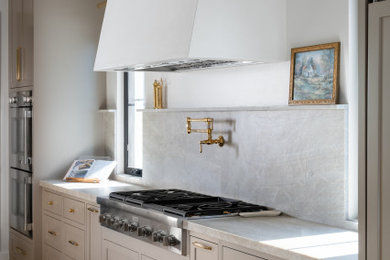 Example of a classic kitchen design in Other