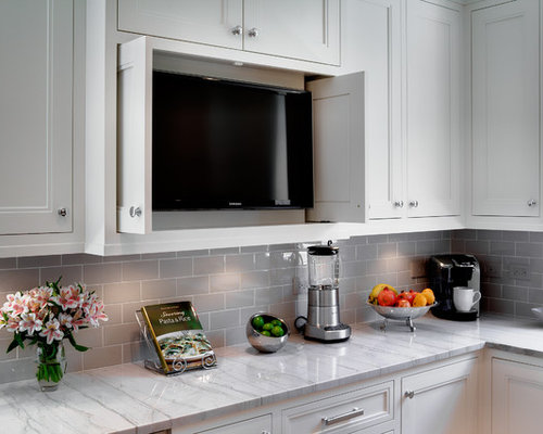 Tv In Backsplash | Houzz