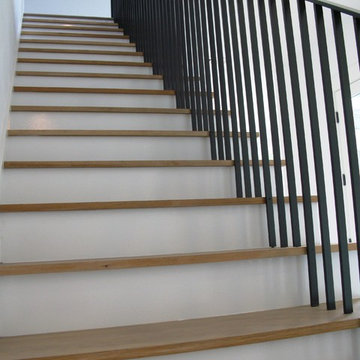 Woodview Avenue (Staircase)