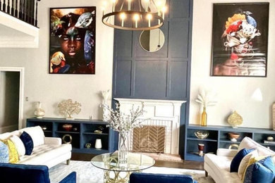 Inspiration for a large transitional home design remodel in Detroit