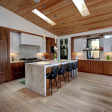 Glam Mid-Century Kitchen