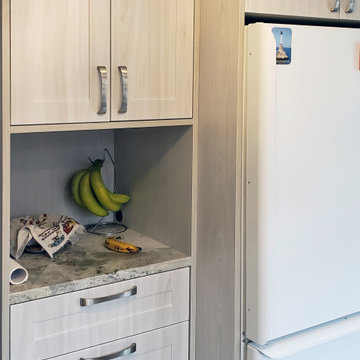 Thermoplastic kitchen with shaker doors
