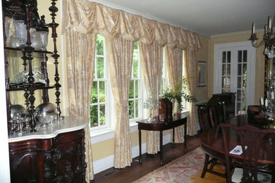 Dining room photo in Little Rock