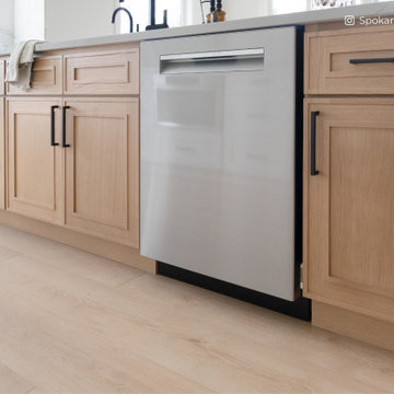 Indoor Delight - Country Breeze | Waterproof SPC Vinyl Plank Flooring 9" x 72"