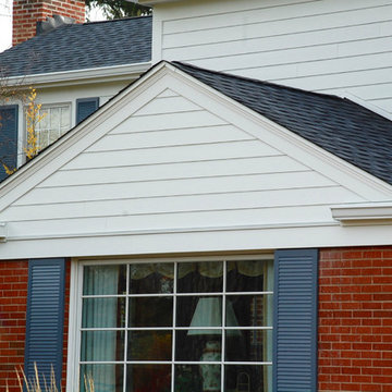 Glenview, IL Siding James Hardie Siding Colonial House