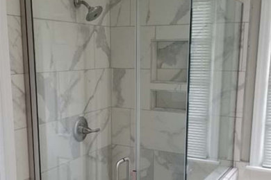 Example of a bathroom design in Raleigh