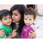 Chitrali Katalkars foto