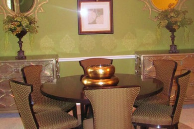 Minimalist dining room photo in Orlando