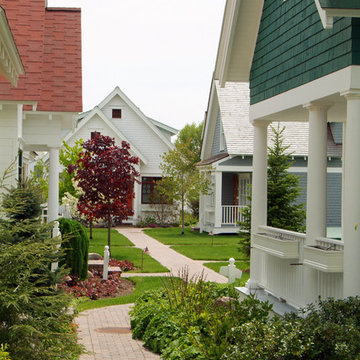 Bay Street Cottages - Harbor Springs, MI