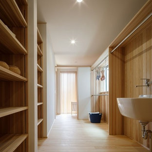 他の地域の和風のおしゃれなランドリールームの写真