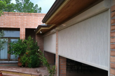 This is an example of a traditional home design in Houston.