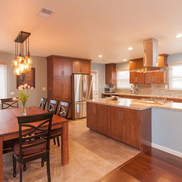 Entertaining Family Kitchen