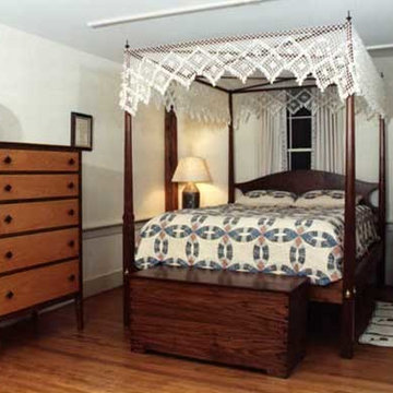 Pencil Post Bed ~ Walnut
