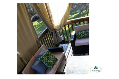 Inspiration for a small coastal home design remodel in Birmingham