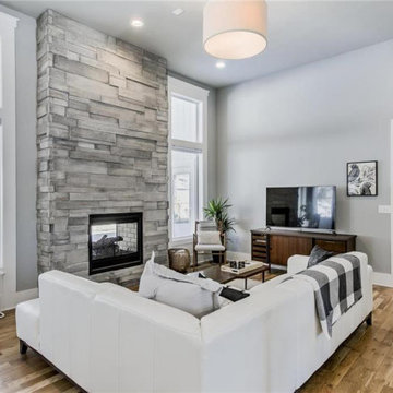 Emery Reverse Modern - Forest View Estates