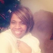 Yvette Steele's photo