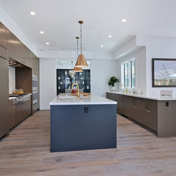 FARMHOUSE IN ENCINO