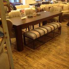 breakfast area / dining room