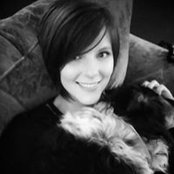 Marie Larson's photo