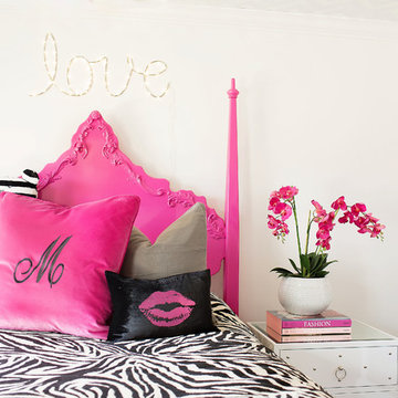 Tween Girl's Bedroom