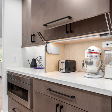 Bisbee Road - Warm Contemporary